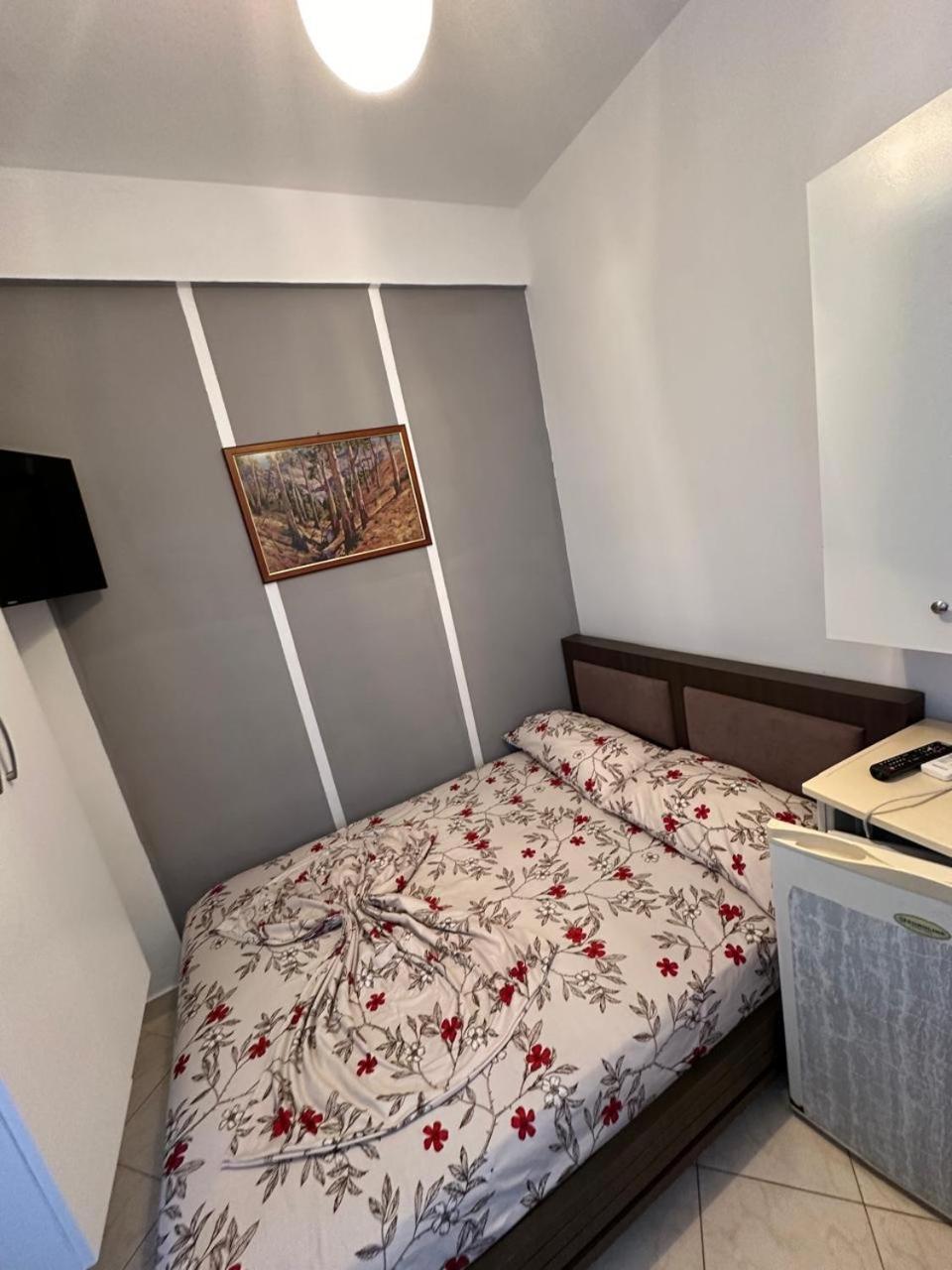 Eid Mar Hostel Vlora Kültér fotó