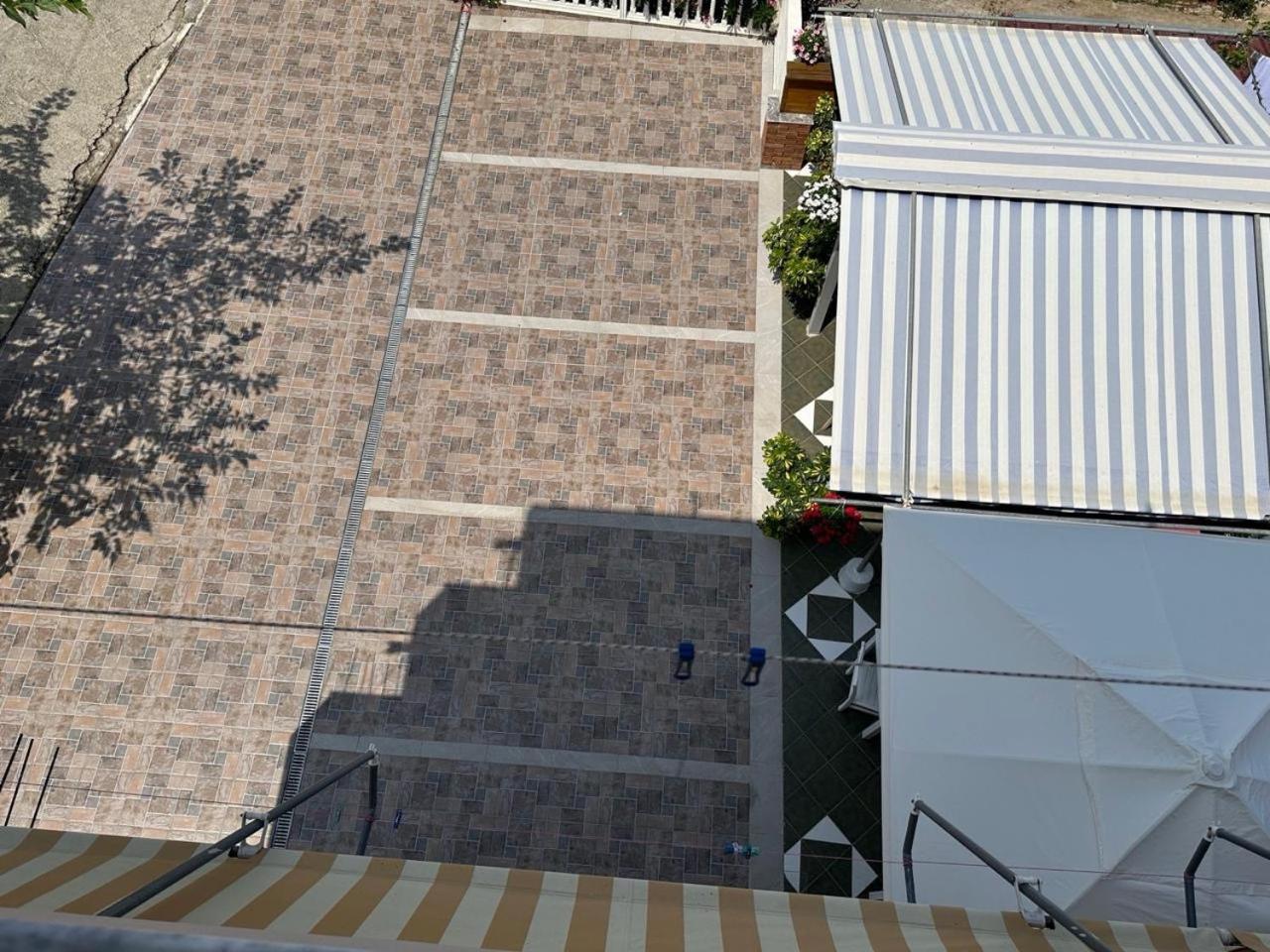 Eid Mar Hostel Vlora Kültér fotó